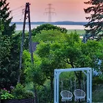 Kolonijna Park Дом отдыха