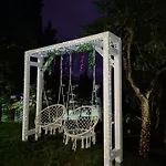 Kolonijna Park 펜션 미엥지즈드로예