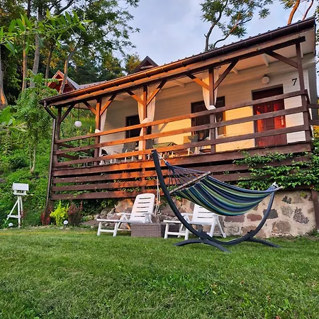 Kolonijna Park 別荘 ミエンジズドロイェ