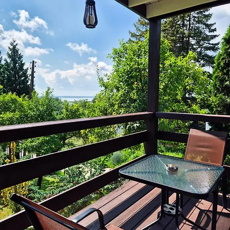 別荘 Kolonijna Park *