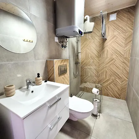 Kolonijna Park * ミエンジズドロイェ