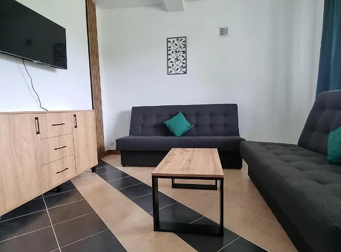 Kolonijna Park Feriehus Miedzyzdroje