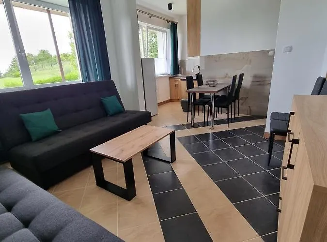 Kolonijna Park Feriehus Miedzyzdroje